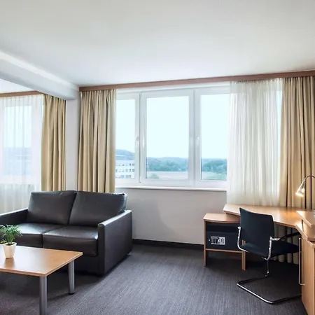 Nh Frankfurt Conference Center Szálloda 4*