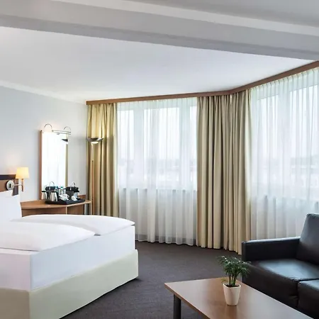 Nh Frankfurt Conference Center Szálloda 4*