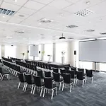 Nh Frankfurt Conference Center 4*