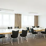 Nh Frankfurt Conference Center Hotel 4*