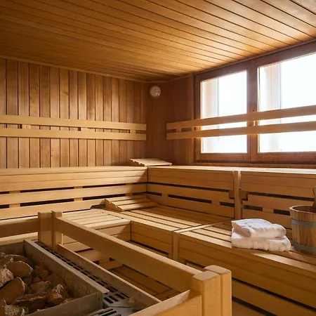 Nh Frankfurt Conference Center Hotel 4*