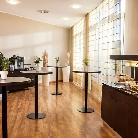 Nh Frankfurt Conference Center 4*