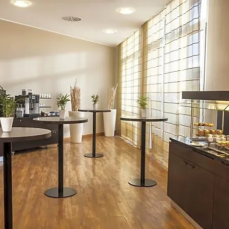 Nh Frankfurt Conference Center 4*