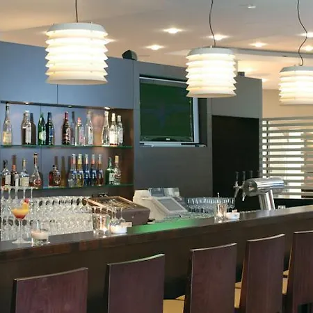 Hotel Nh Frankfurt Conference Center 4*