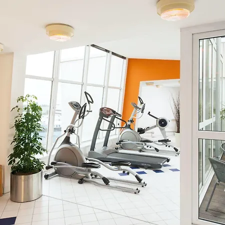 Nh Frankfurt Conference Center Hotel 4*