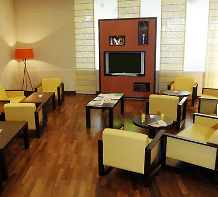 Nh Frankfurt Conference Center Hotel 4*